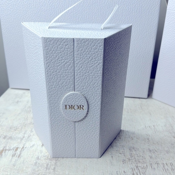 NWT Dior J'adore Montaigne Coffret with 4 Bottles - Picture 3 of 8